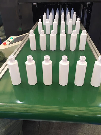 綠色PVC<a href='http://m.ontimecarpet.com/shusongdai/' target='_blank'><u>輸送帶</u></a>